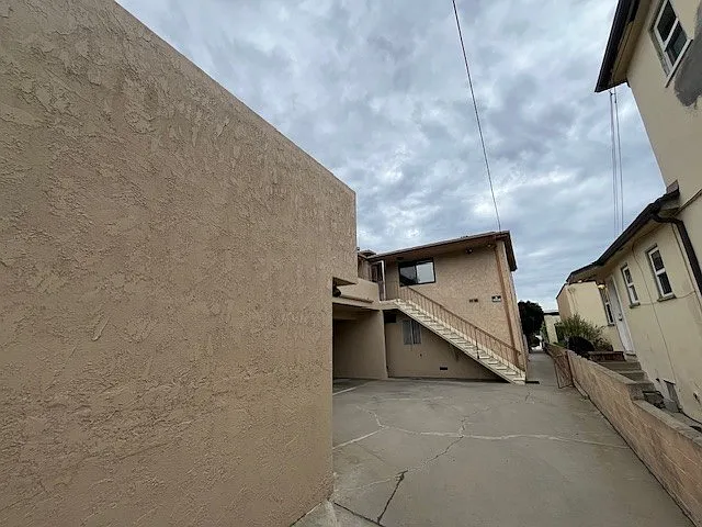1327 Berkeley — Photo 7