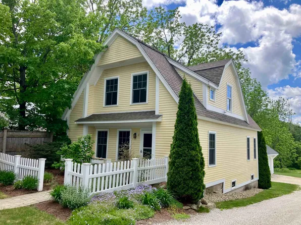 26 N Main St Unit 2, Mont Vernon, NH 03057