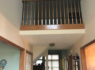 44 W Maple Dr, Seville, OH 44273