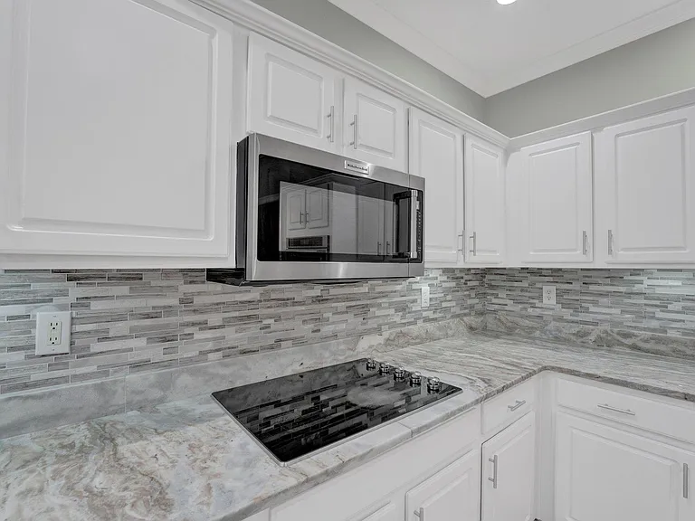 1331 Riding Brook Dr — Photo 16