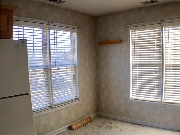 5th image of 523 Abbottswood Dr