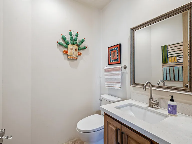 7466 E High Point Dr — Photo 27
