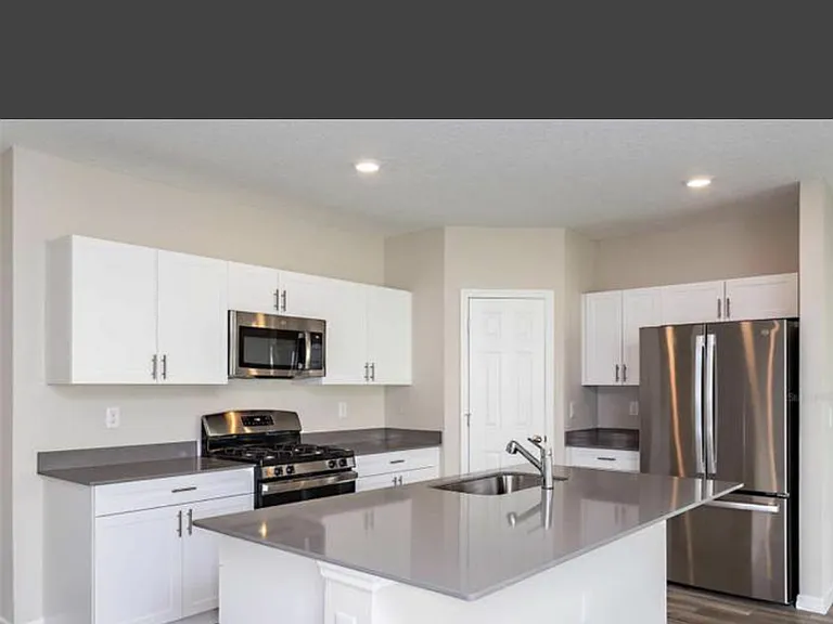 14440 Meadow Bird Ave — Photo 3