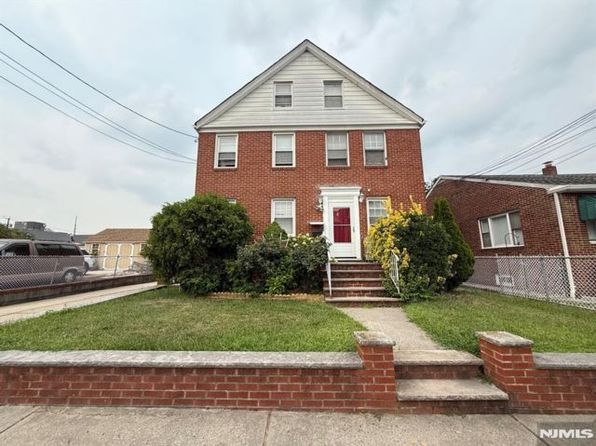 6 Wesley Pl FLOOR 2
