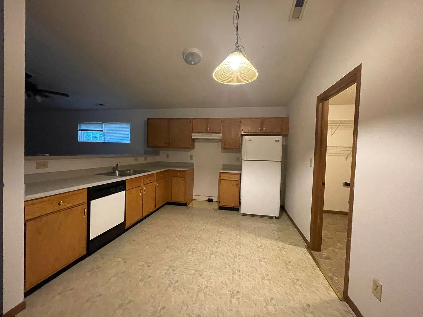Coming Soon: 3 Bedroom/2 Bathroom Home Located At 4516 Riverbrook Ln. In Indianapolis, In. — Photo 4