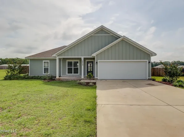 113 Magnolia Farms Dr, Lucedale, MS 39452
