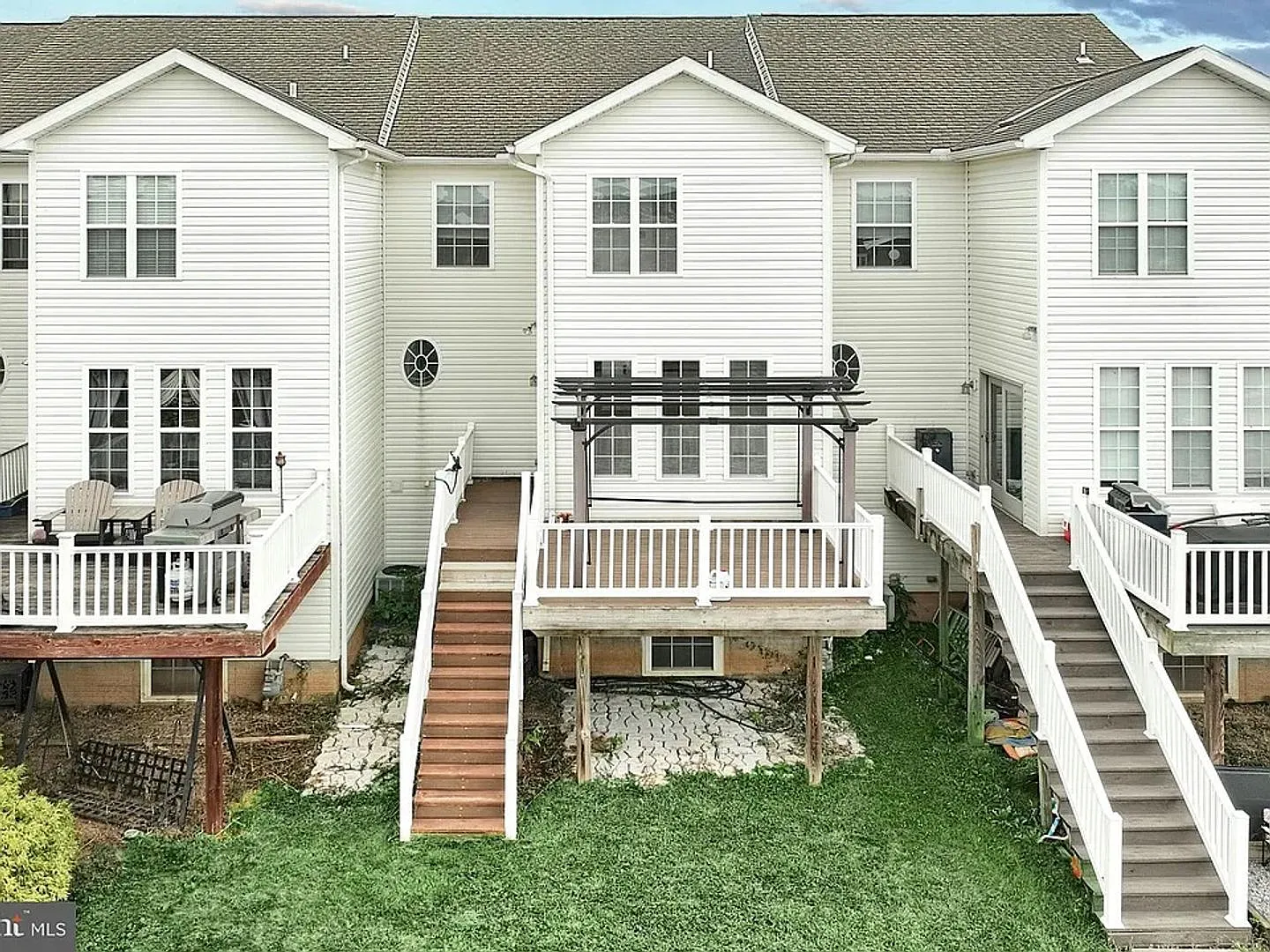 1193 Ledge Dr. York, Pa 17408 Jackson Heights Community — Photo 3