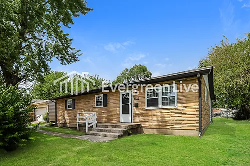 2422 Sharon Ave Photo 1