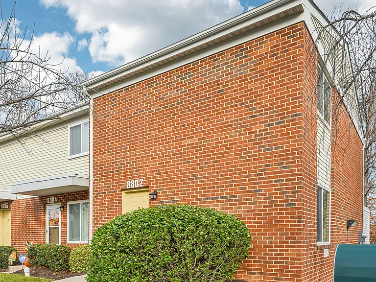 Howard Hills Rental Townhomes and Duplexes — Photo 2