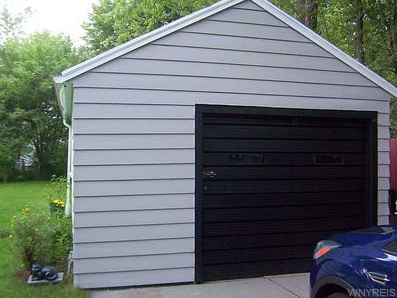 5th image of 106 Meadow Ln