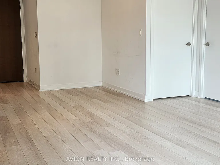 115 McMahon Dr #1205 — Photo 12