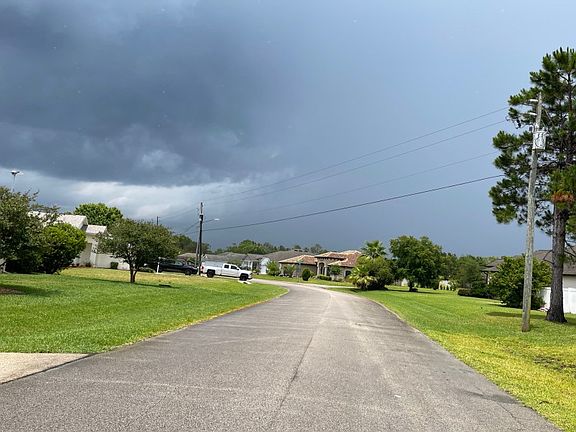 5th image of 7 Lewis Dr