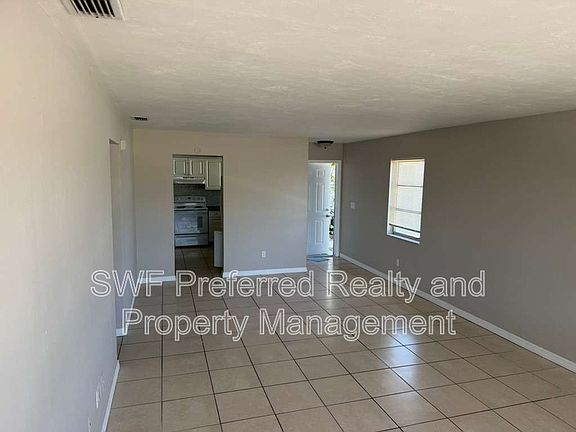 4th image of 1002 SE 12th Ter APT G