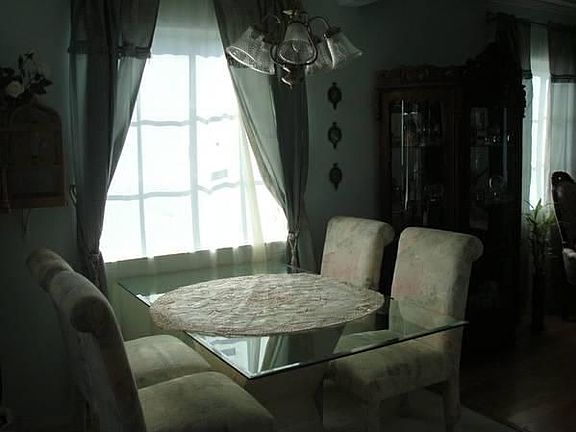 2nd image of 9651 Palm Ln