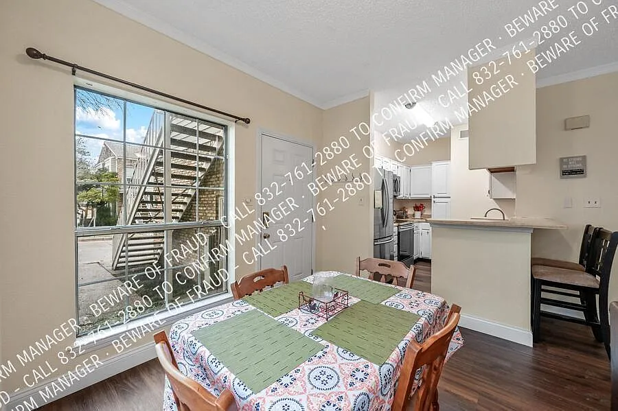 Charming Unit Near White Rock Lake! — Photo 4