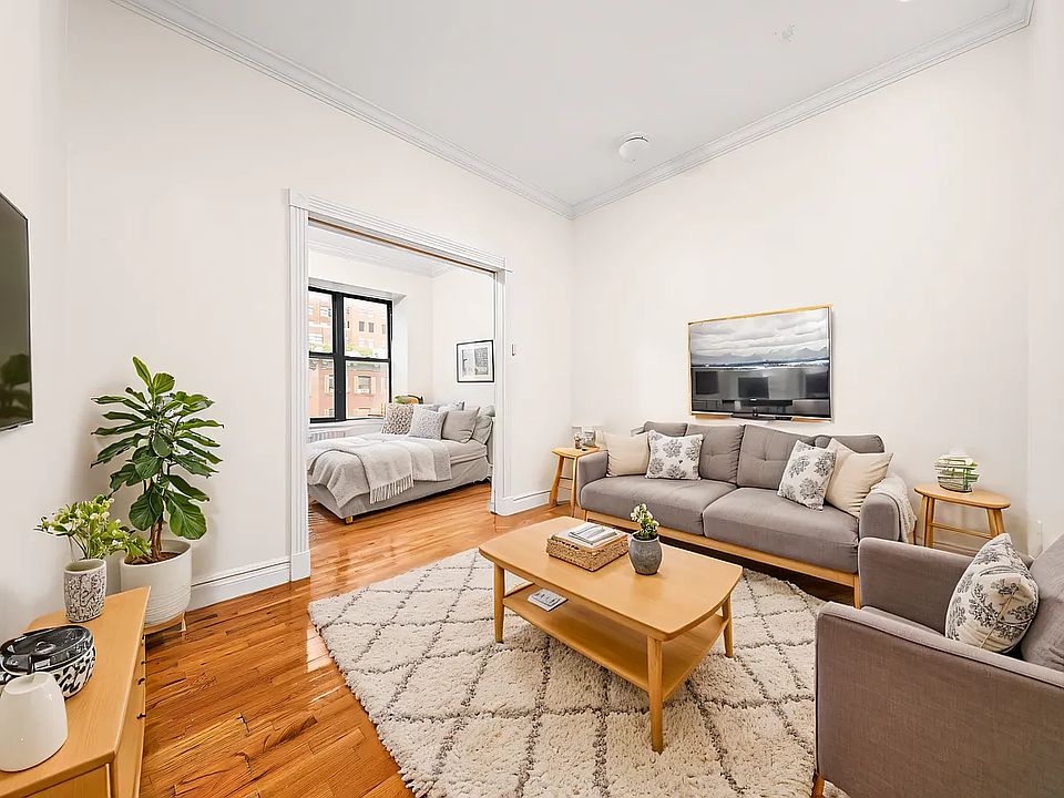 1st image of 322 W 14th St APT 4A