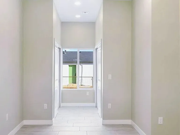 1325 W Speedway Blvd #1 — Photo 9