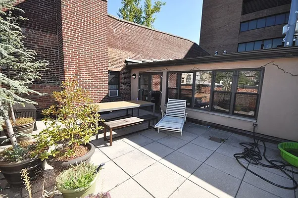 Rented by Corcoran | media 4