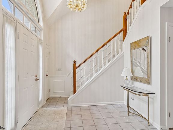 4th image of 35550 Pheasant Ct