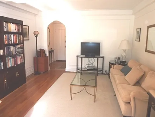 Rented by Citi Habitats | media 8