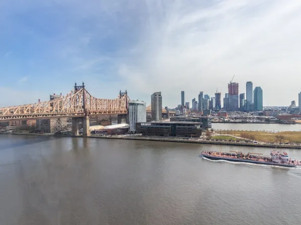 1 Sutton Place South image 2 of 14