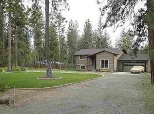 12413 W Sunnyvale Dr, Nine Mile Falls, WA 99026