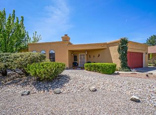 5124 Hattiesburg Ave NW, Albuquerque, NM 87120