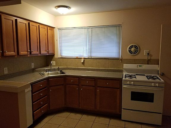 2nd image of 1175 Reale Ave