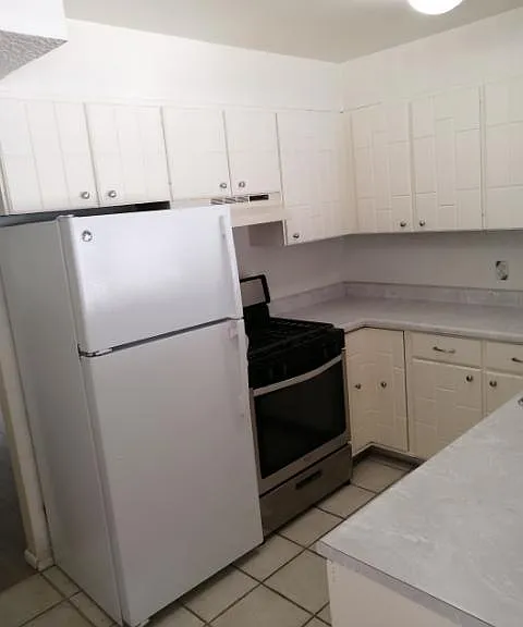 2128 E Georgetown Sq #C — Photo 3
