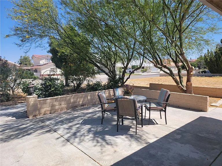 14433 Ironsides Ln — Photo 19