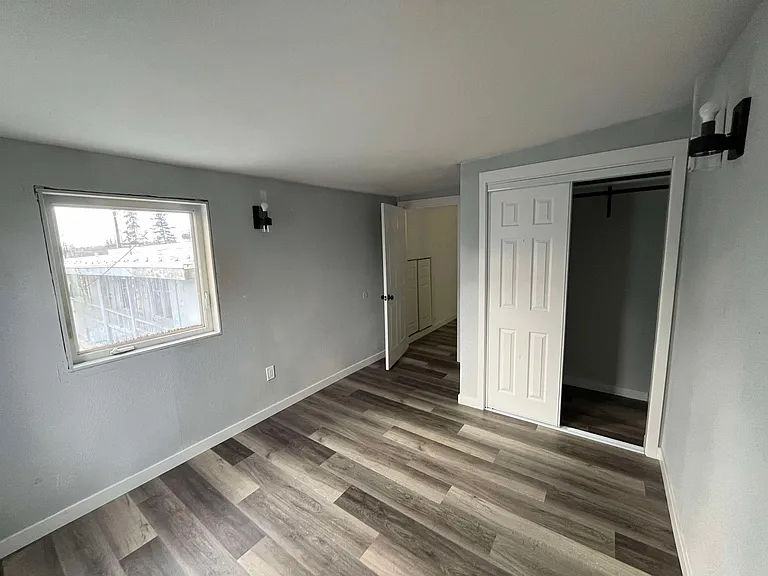 2608 W 30th Ave #J — Photo 8