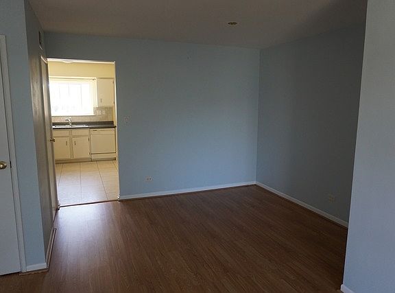5th image of 9409 Bay Colony Dr APT 2E