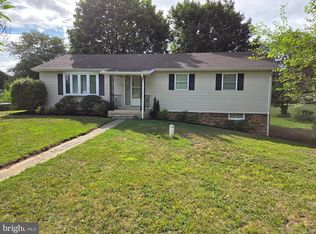 10624 Scenic View Dr, Greencastle, PA 17225
