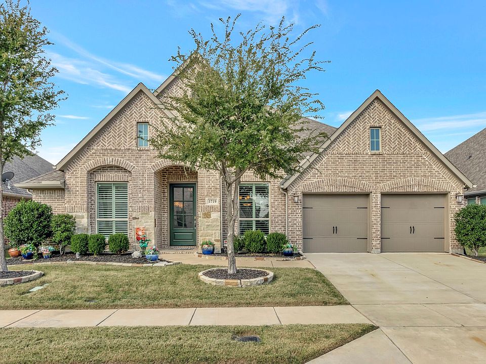 1st image of 1719 Daldoran Dr