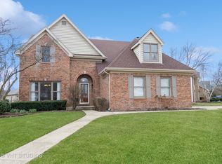 1016 Hamlet Rd, Naperville, IL 60564