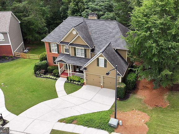 4th image of 28 McEvers Branch Ct