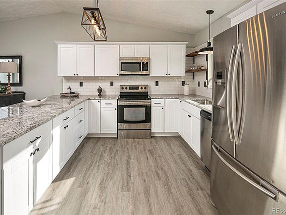 4th image of 4712 W C St