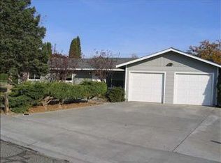1922 Hummingbird Ln, West Richland, WA