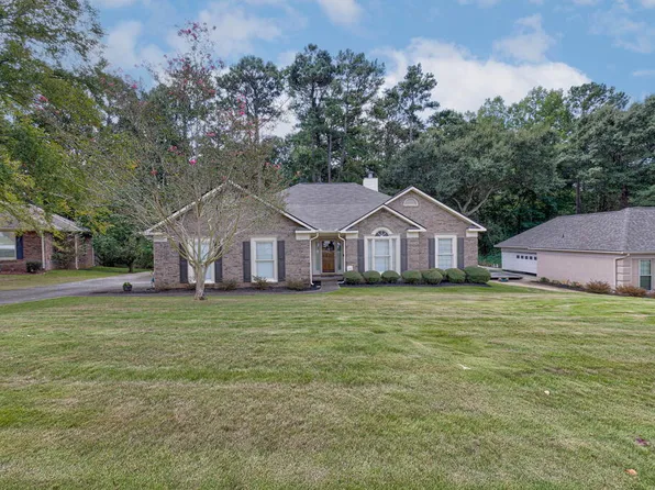 6183 Independence Dr, Columbus, GA 31909