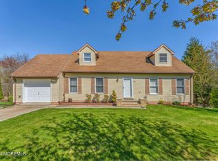 305 Michelle Ct, Neptune, NJ