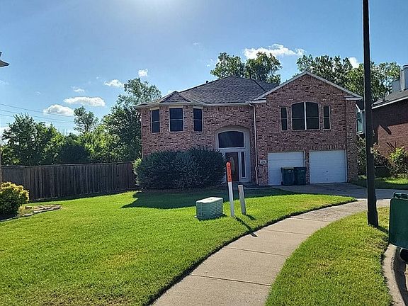 3rd image of 800 Sebring Dr
