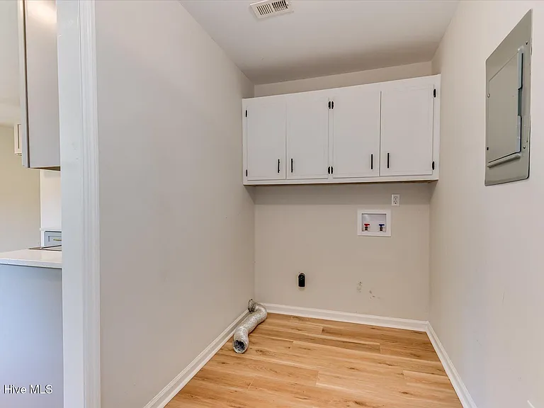 139 Crawford Dr — Photo 19