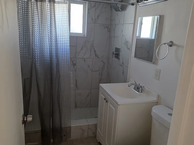 9215 N 13th Pl #5 — Photo 14