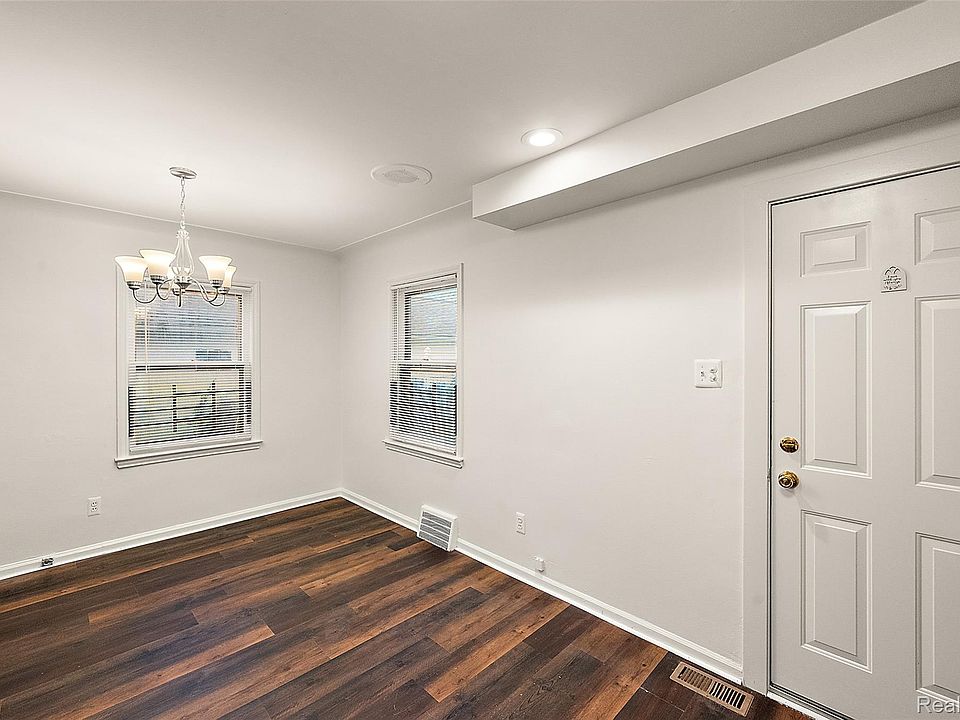 9236 Evergreen Ave, photo 22