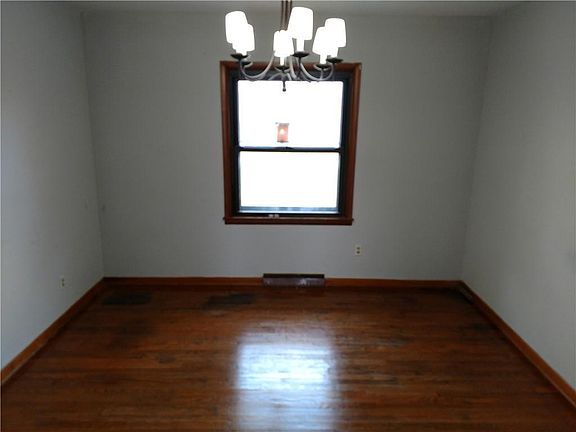 4th image of 9125 E County Road 600 N