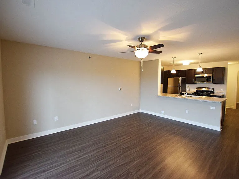 Copper Creek Apartment Homes — Photo 31