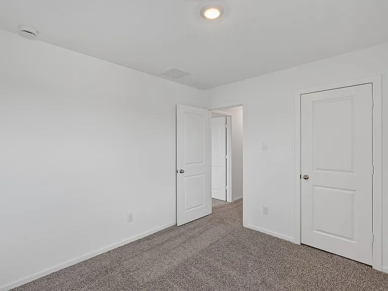 40818 Hawthorne Glades St — Photo 38
