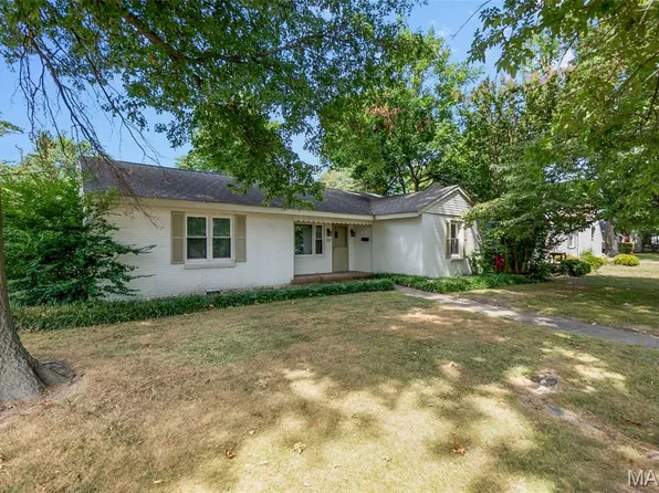701 Sikes Ave, Sikeston, MO 63801