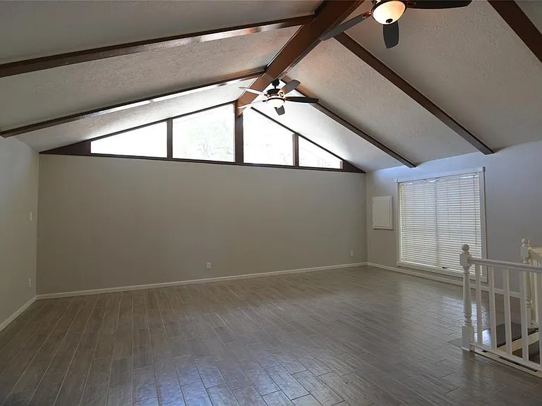 19118 Challe Cir W — Photo 9