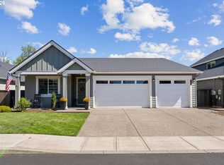 1650 NE Forest Park St, Estacada, OR 97023